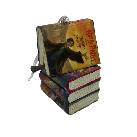 Hallmark Harry Potter Stacked Books With Wand Christmas Ornament